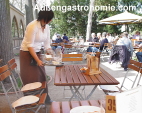 biergartenstuhl_gastronomie_01_o.jpg