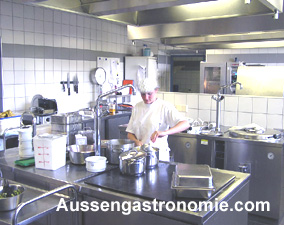 kuechenmoebel_gastronomie_1.jpg