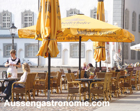 trachtenbekleidung_gastronomie_2.jpg